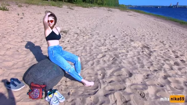 Порно Выебал На Пляже